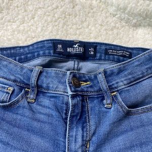 Hollister skinny jeans